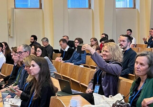 Konferenssiin osallistui 135 asiantuntijaa Euroopan lisäksi muun muassa Australiasta, Kanadasta, Thaimaasta ja Brasiliasta.